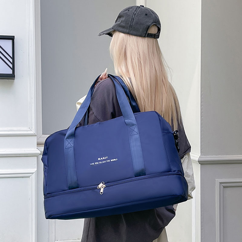 Large-Capacity Multi-Functional Travel Bag
