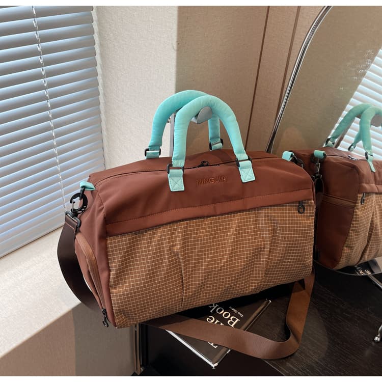 Large Capacity Sports Fitness Bag